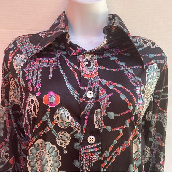 Tops - Vintage 70’s Dagger collar blouse M